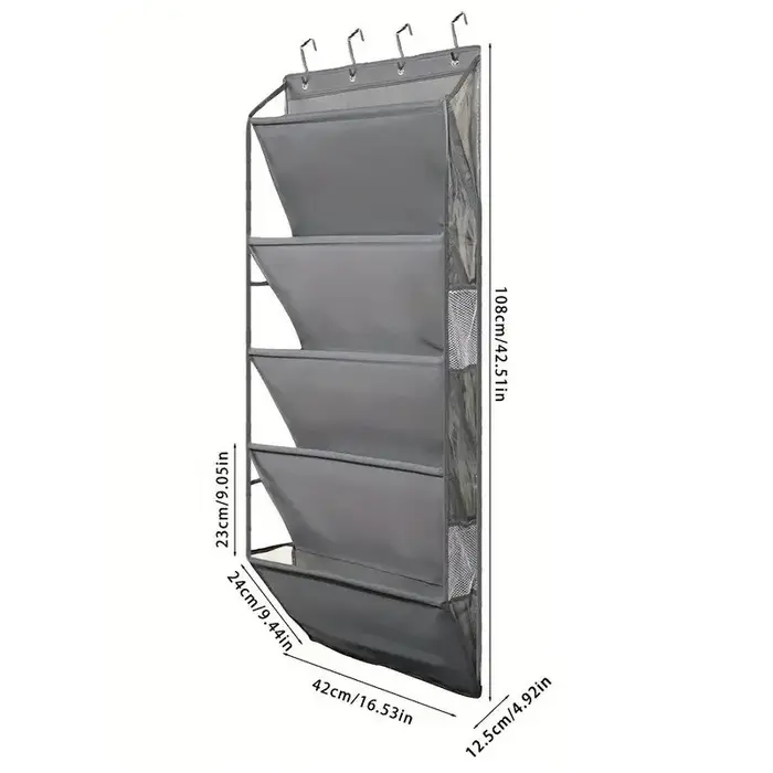 Organisateur de chaussures au-dessus de la porte