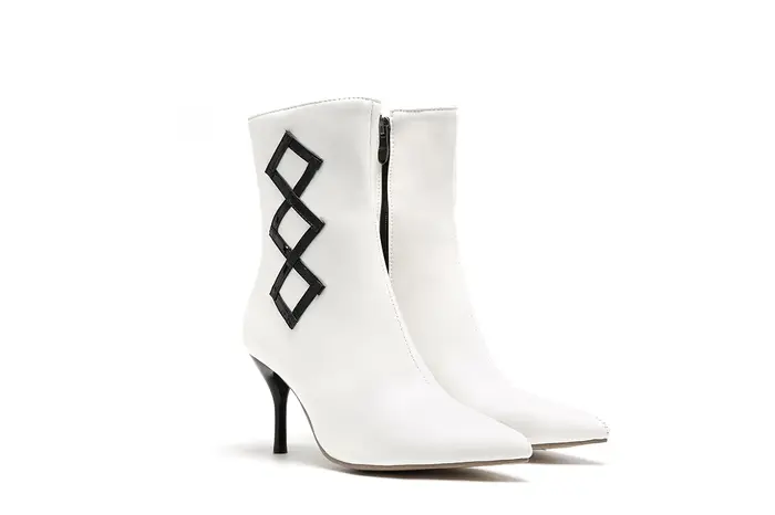 Chaussures pour femmes, bottines noires et blanches à blocs de couleur, bout pointu, talon fin, ferm