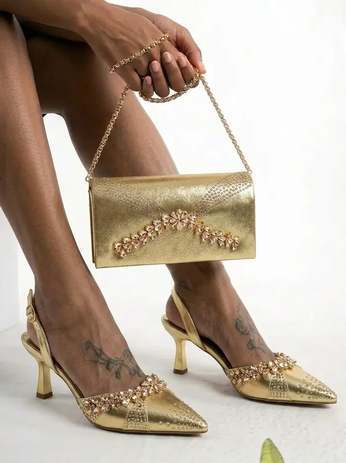 Chaussures à talons hauts italiennes à enfiler et sac tridimensionnel assorti