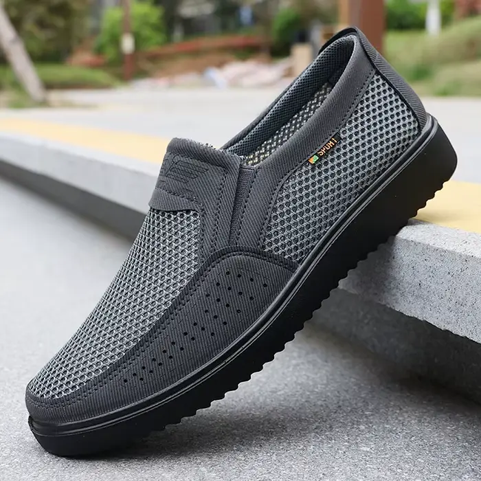Chaussures décontractées à enfiler respirantes pour hommes – Baskets de marche basses légères pour l'extérieur