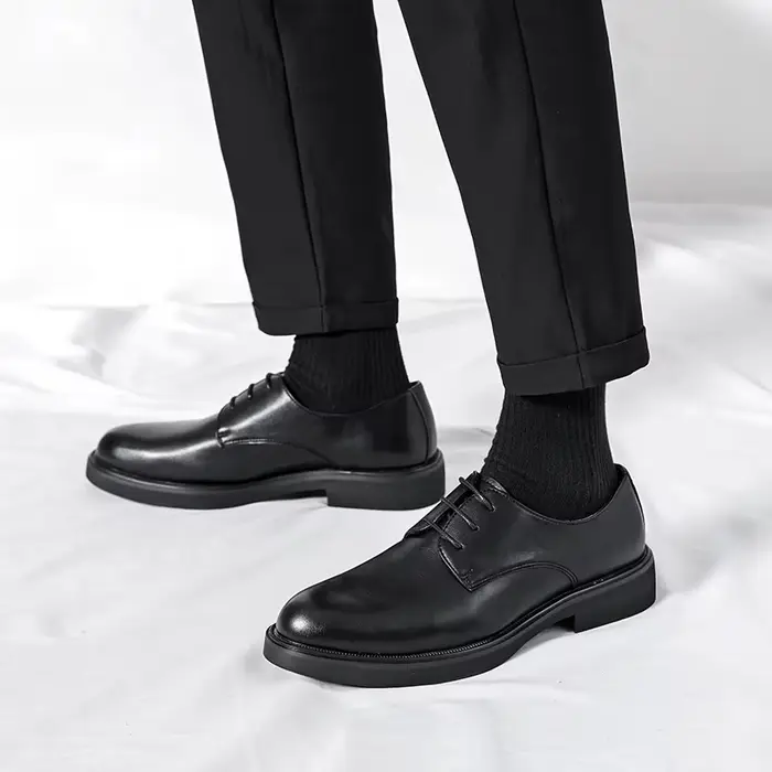 Chaussures de bureau en cuir Brogue classiques pour hommes