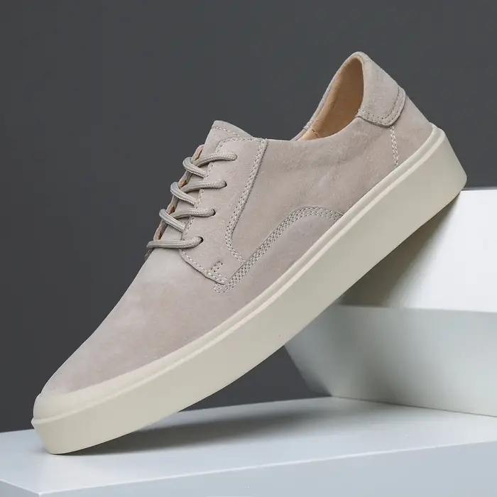 Baskets décontractées en cuir suédé beige pour hommes