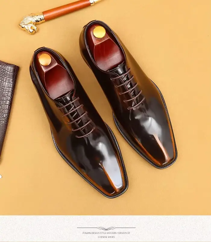 Derby – chaussures de mariage en cuir verni brillant pour hommes