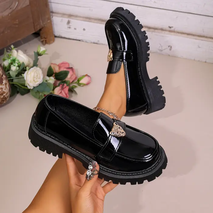 Mocassins à plateforme pour femmes, décor tête de léopard, en cuir verni, à enfiler, semelle épaisse, bout rond, style vintage, pour le bureau, le quotidien, décontracté