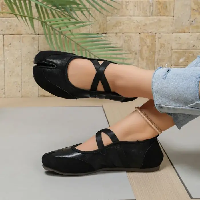 Chaussures plates à brides croisées pour femme, style décontracté et tendance, type Mary Jane, à enfiler, à bout fendu, type ballerines, Nouveauté Été 2026, Élégantes
