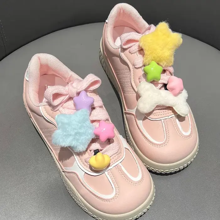Peluche étoile chaussure boucle ornements personnalité mignon os moelleux
