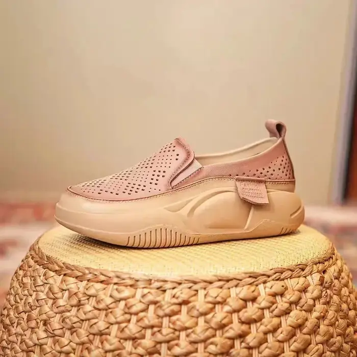 Chaussures Plates à Bout Rond et Semelle Souple pour Femme Sandales de Marche Légères et Confortables