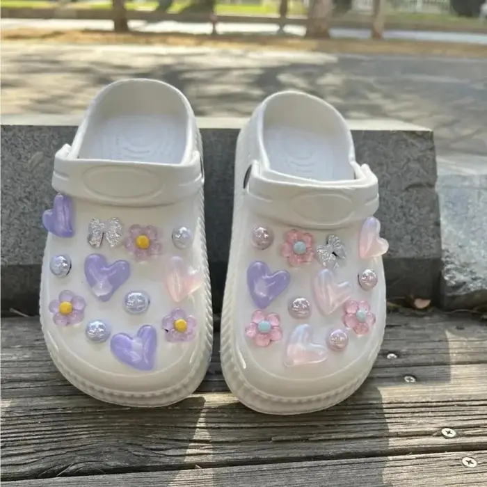 Nouveauté en promotion : Breloques pour chaussures à trous