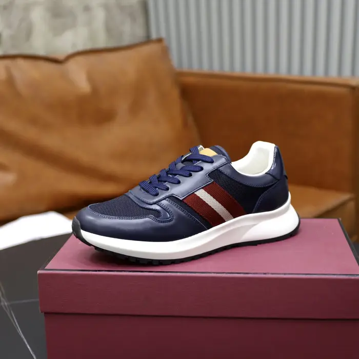 Baskets décontractées pour hommes en cuir respirant et léger, antidérapantes et confortables pour la
