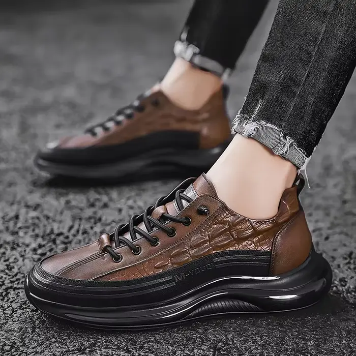 Baskets décontractées en cuir imprimé crocodile pour hommes