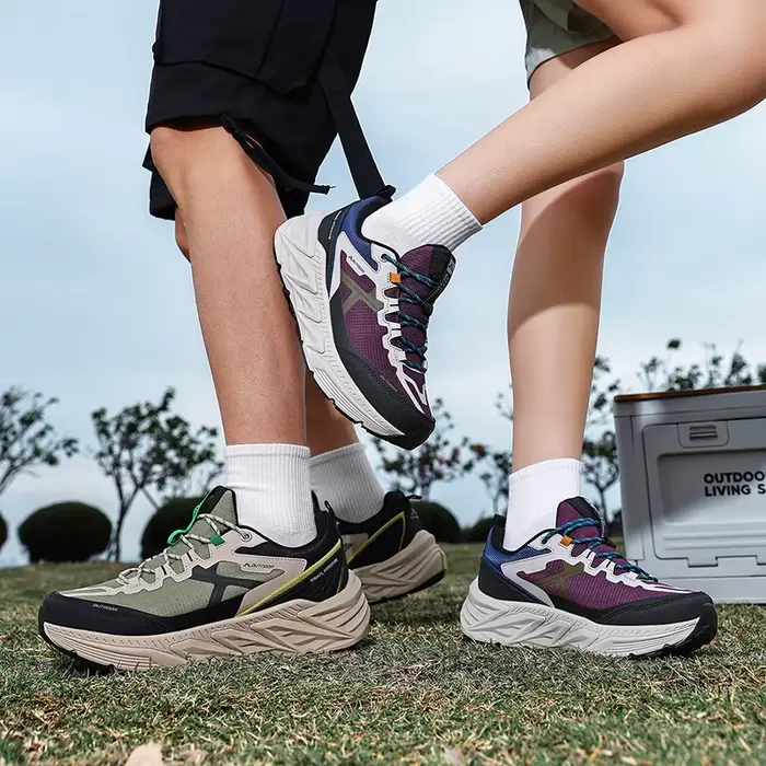 Baskets pour femmes 2026 Nouvelle mode Chaussures de marche unisexe Chaussures pour femmes de haute qualité Marque respirante Chaussures d'entraînement et de randonnée en extérieur
