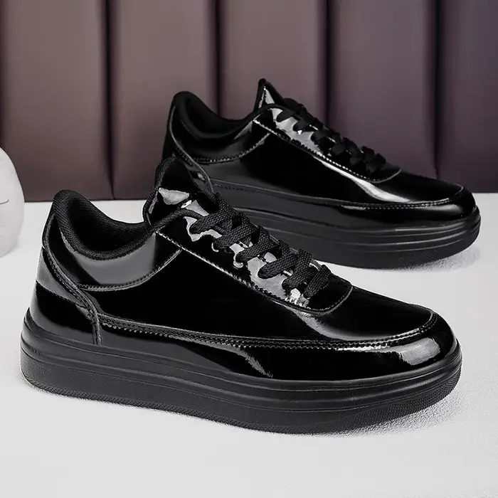 Cuir verni noir hommes baskets mode décontracté plate-forme chaussures