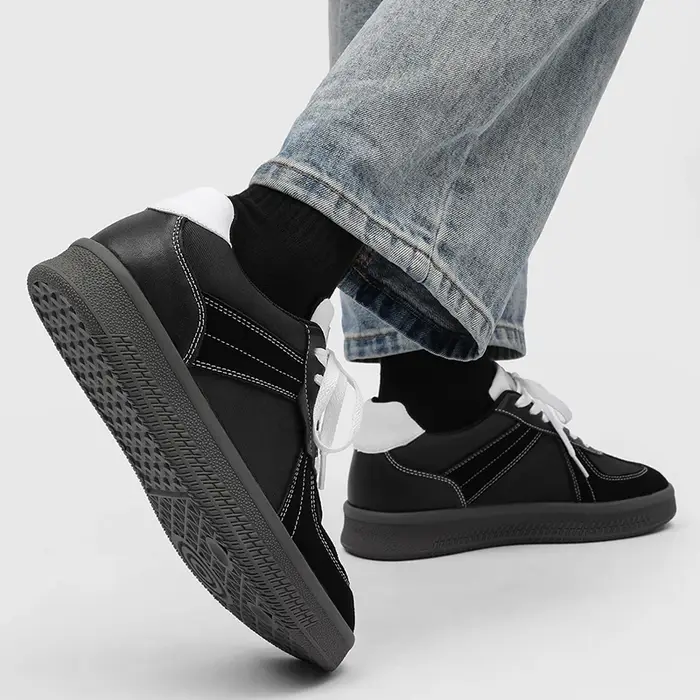 Nouvelles baskets de sport vintage noires à blocs de couleur pour hommes