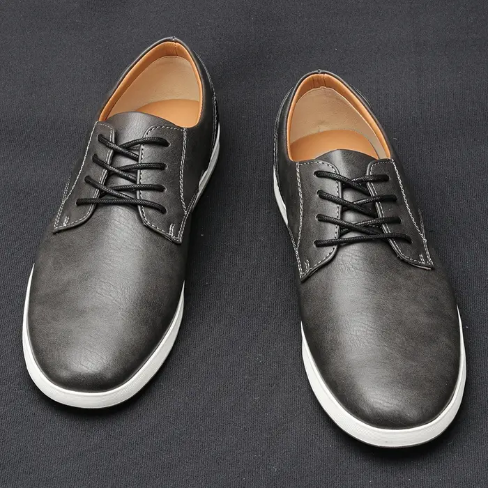 Baskets en cuir confortables à la mode pour hommes
