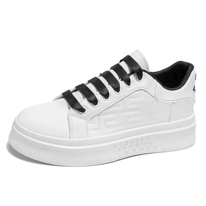 Baskets plateforme respirantes pour hommes – Collection été-automne 2026 – Chaussures de sport décontractées blanches confortables à lacets