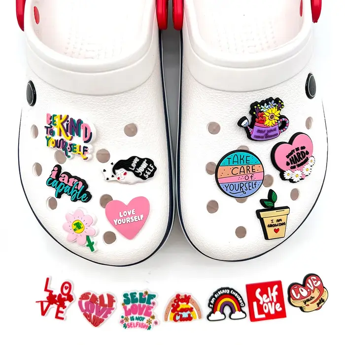 Breloques de chaussures Love Yourself
