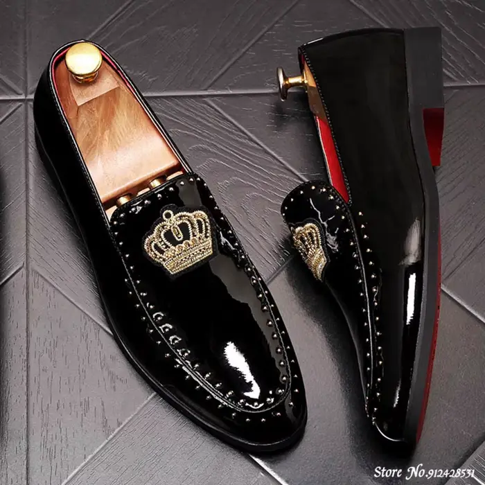 Designer marque chaussures décontractées hommes grande-bretagne couronne broderie Rivet Oxford robe de retour de mariage bal mocassins Sapato Social Zapatos