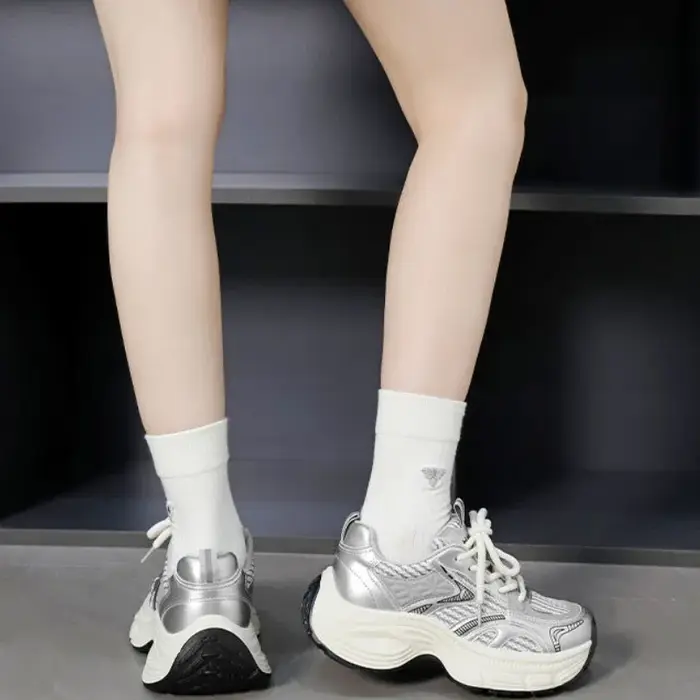 Nouveauté 2025 baskets à lacets chaussures pour femmes concepteur de luxe Original Routine quotidienne esthétique en