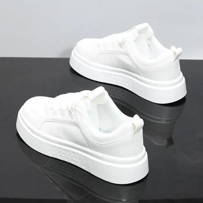 Baskets en cuir blanc à lacets pour hommes, baskets d'extérieur noires décontractées, chaussures de 