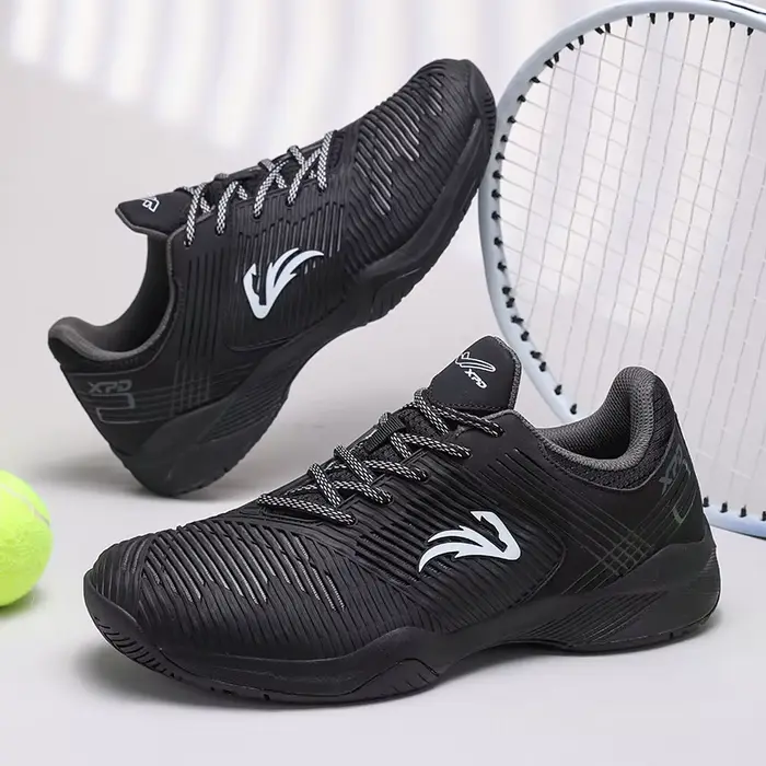 Chaussures de tennis professionnelles pour hommes et femmes, noires et bleues, chaussures de badminton pour couples, antidérapantes, pour terrain intérieur, chaussures de tennis de table de marque