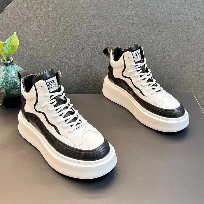 Nouvelles Chaussures en Cuir Souple Blanc Respirant Style Coréen Printemps-Automne 2024
