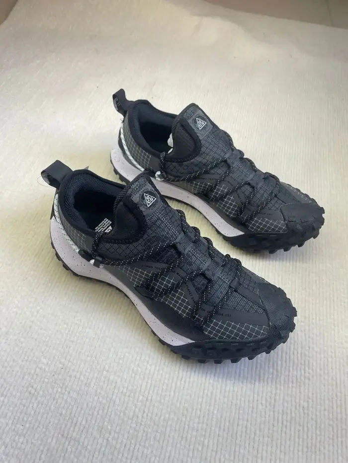 Chaussures de randonnée en montagne pour hommes