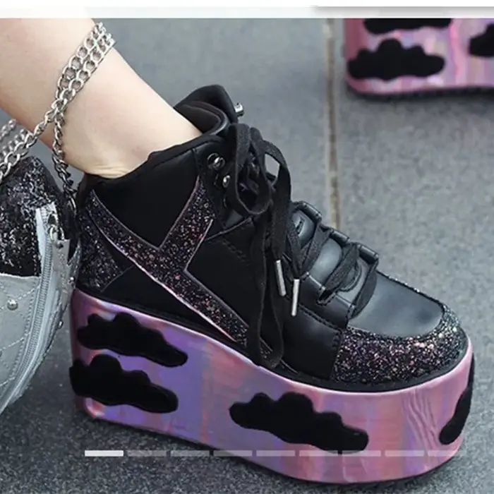 Chaussures compensées à lacets style punk pour femme