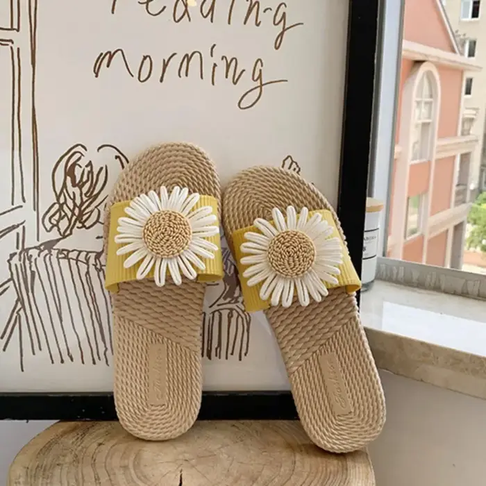 Sandales plates élégantes en PVC à fleurs