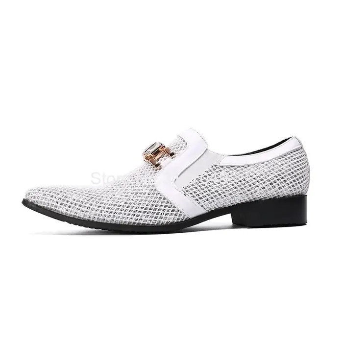 Chaussures de mariage pour hommes à bout pointu blanches avec anneaux en cristal