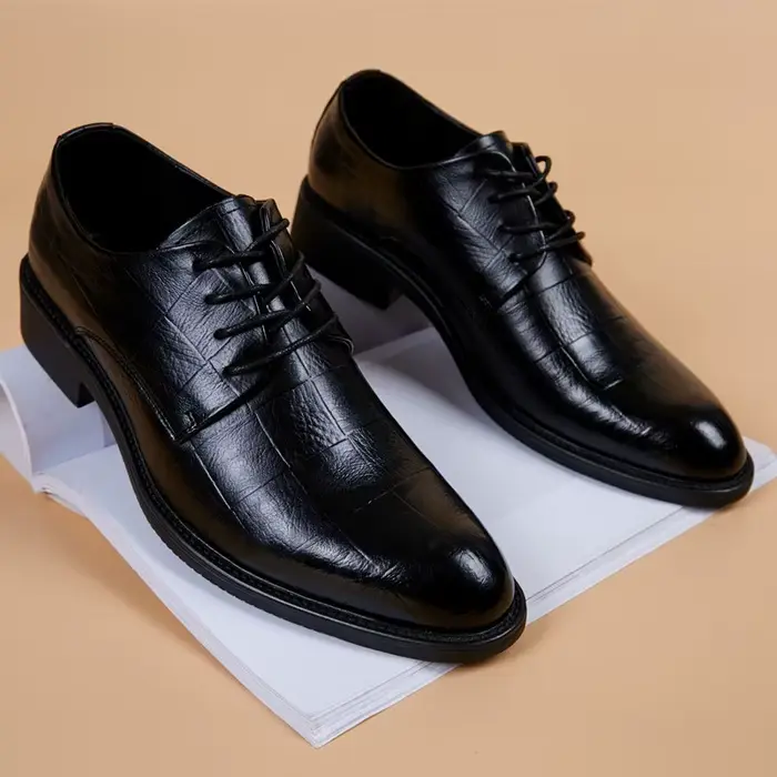 Nouveau noir hommes costume chaussures fête