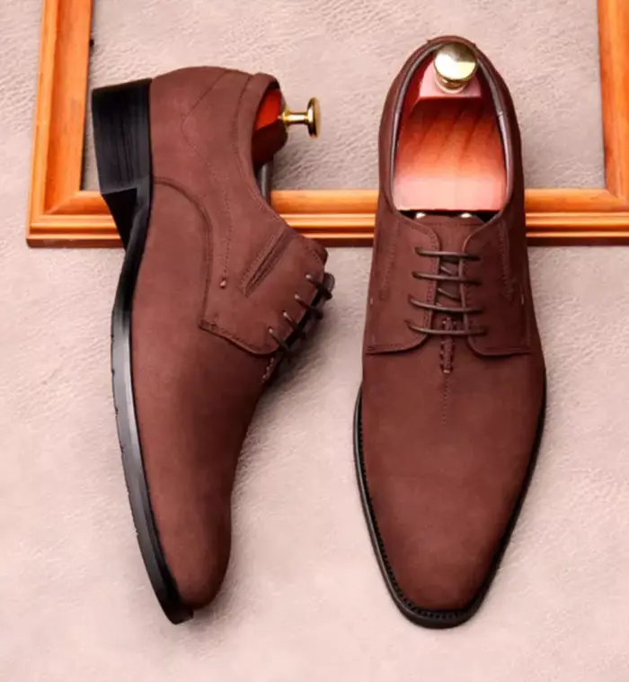 Chaussures en cuir suédé pour hommes