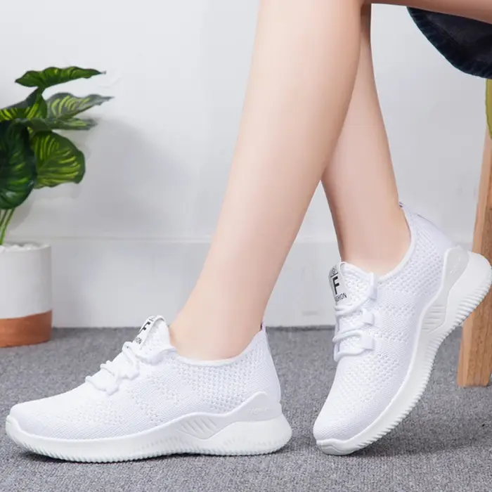 Baskets décontractées confortables pour femmes, chaussures plates respirantes d'été, baskets tendance pour femmes, chaussures de course polyvalentes à lacets, Nouveauté 2026