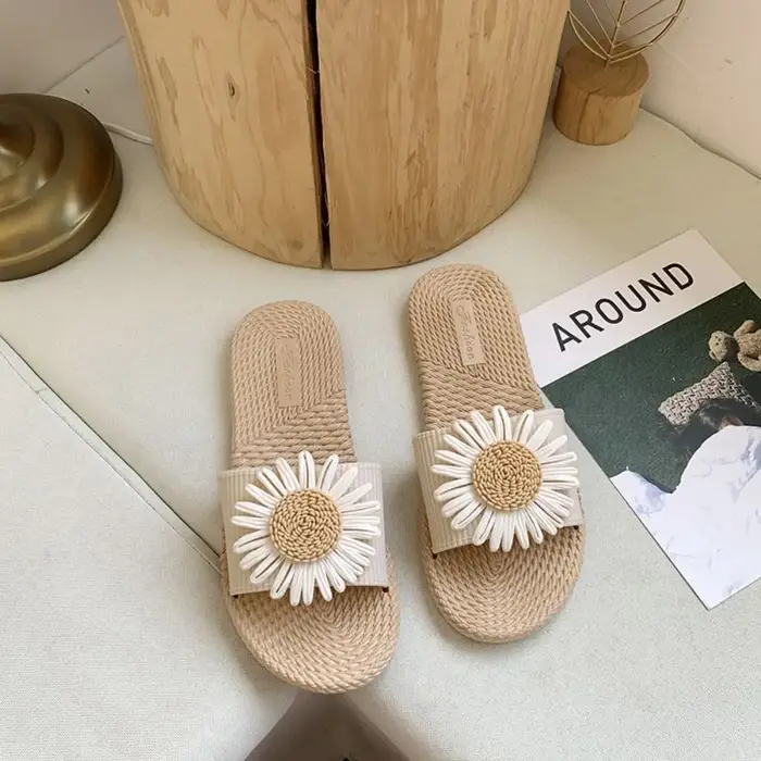 Sandales plates élégantes en PVC à fleurs