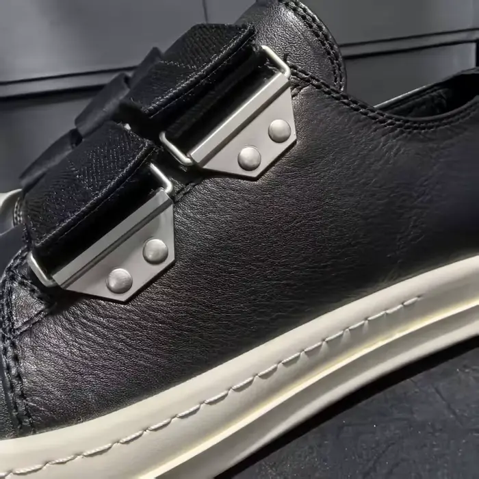 Chaussures basses pour hommes