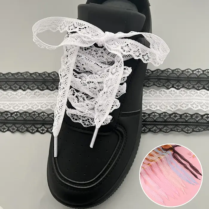 1 paire de lacets de remplacement en dentelle