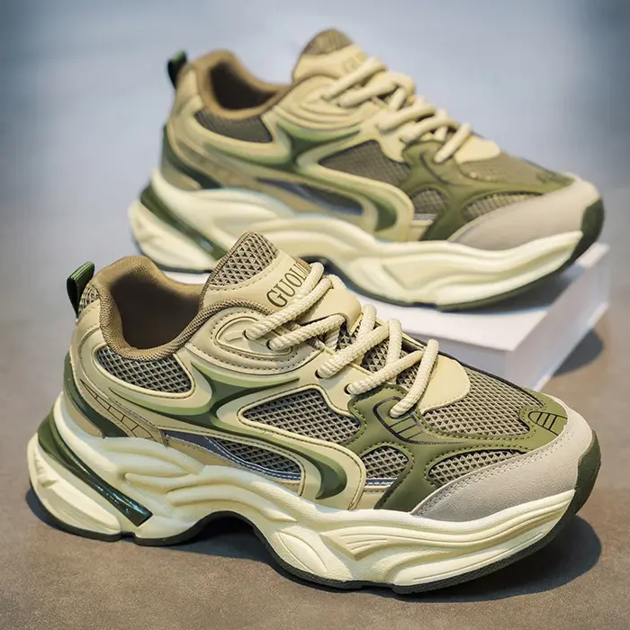 Chaussures de sport décontractées pour hommes, tendance et à la mode, polyvalentes pour un usage quotidien, très adaptées aux activités sportives, de remise en forme et de course à pied pour hommes.