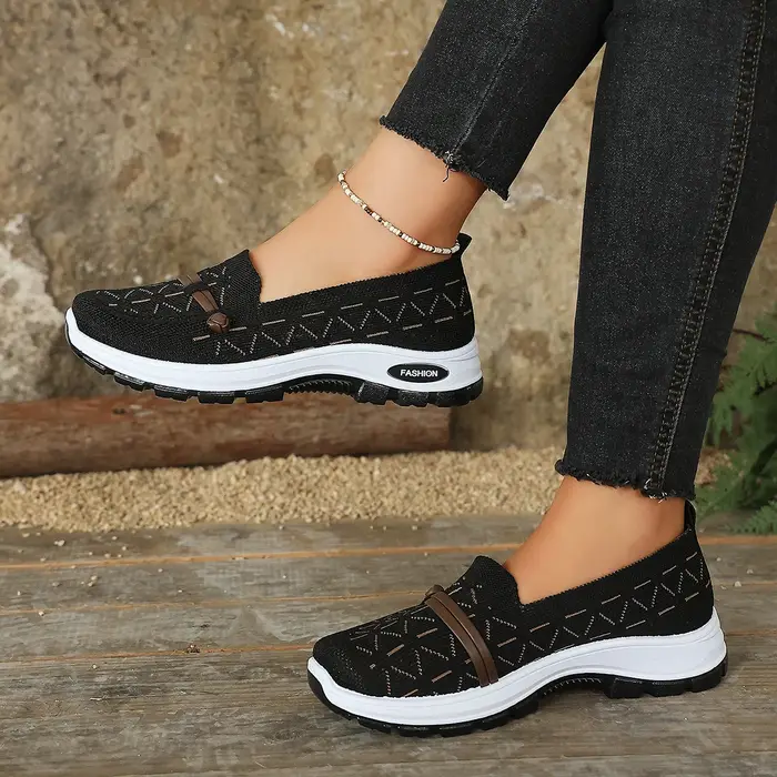 Baskets habillées confortables pour femmes avec soutien de la voûte plantaire