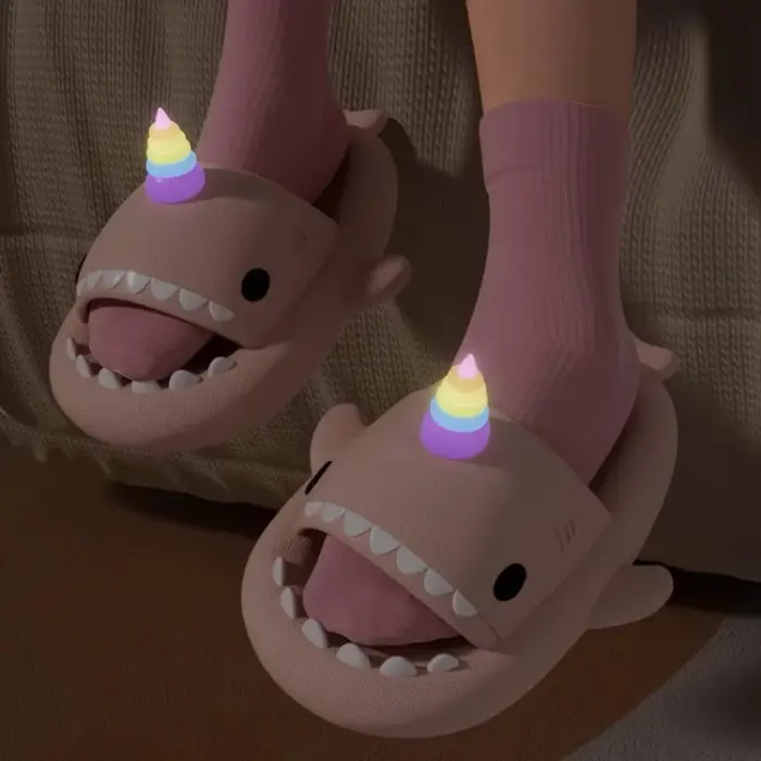 Pantoufles Requin à Semelle Optique pour Femme et Homme, Chaussures à Plateforme d'Été, Palmes Lumin
