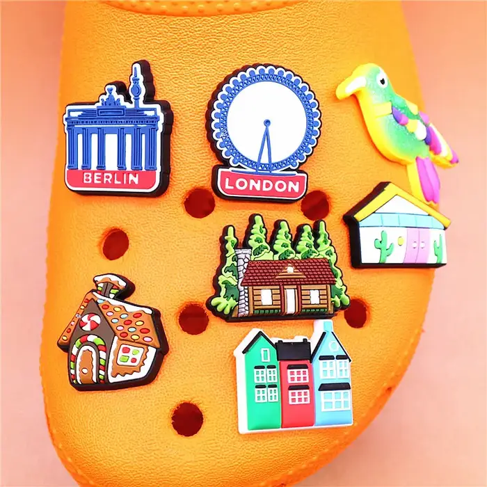 Breloques de chaussures en PVC pour enfants, accessoires de décoration, convient pour bracelet, mais