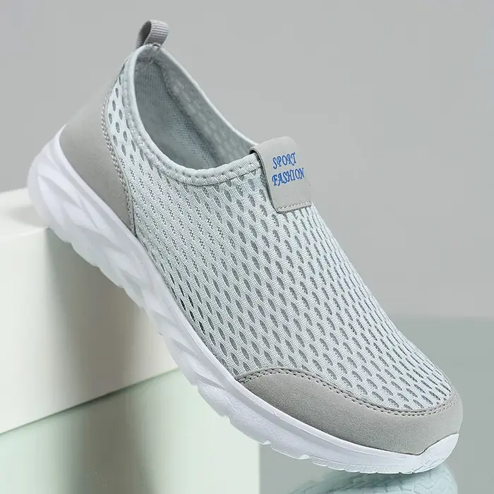 Chaussures pour hommes quatre saisons Couple chaussures de course de sport femmes respirant chaussure de marche maille doux confort classique baskets plates