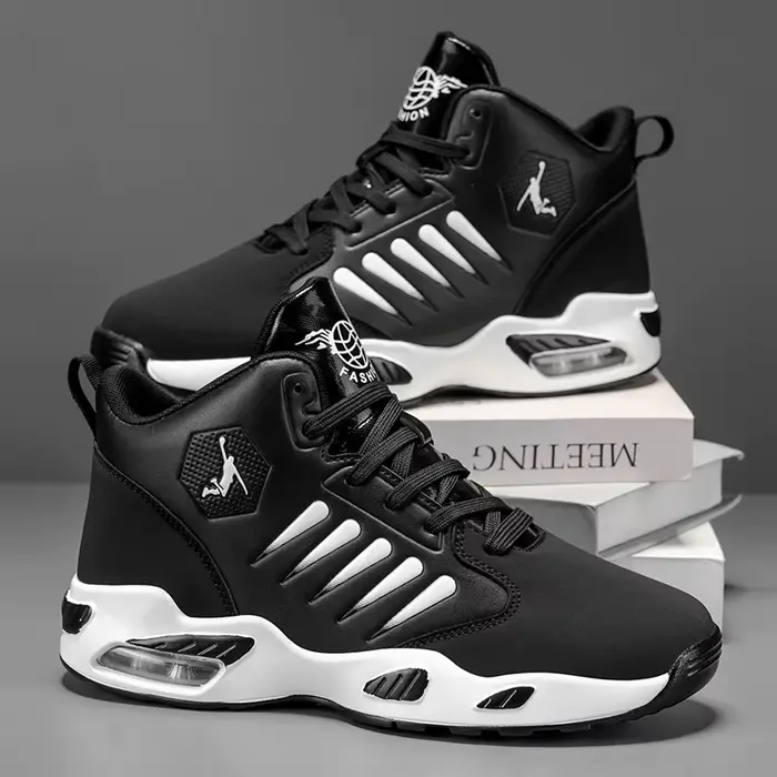 Chaussures de basket-ball montantes pour hommes avec design en maille respirante pour un confort max