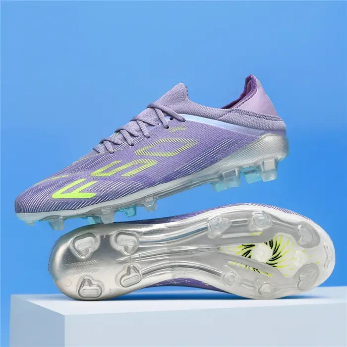 Nouvelles chaussures de football pour hommes