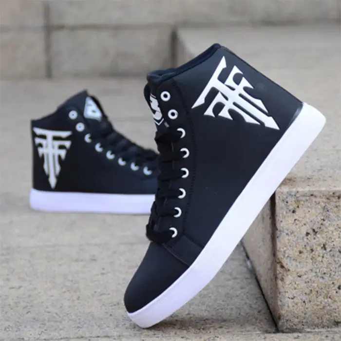 Chaussures montantes