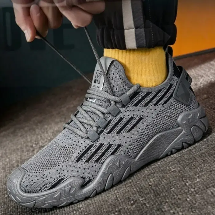 Nouvelles Chaussures Homme 2026 Respirantes Antidérapantes Évidées pour Course en Extérieur Baskets Sportives Décontractées Tendance