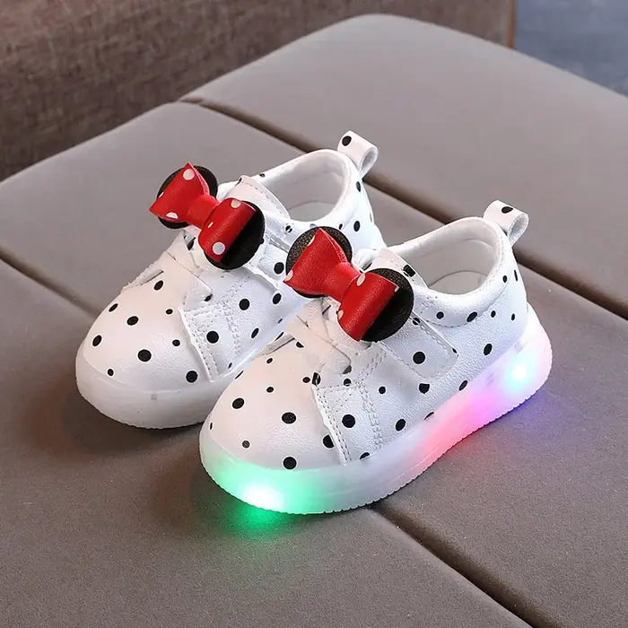 Baskets lumineuses à LED pour enfants, chaussures de sport pour tout-petits, baskets à semelle chaus