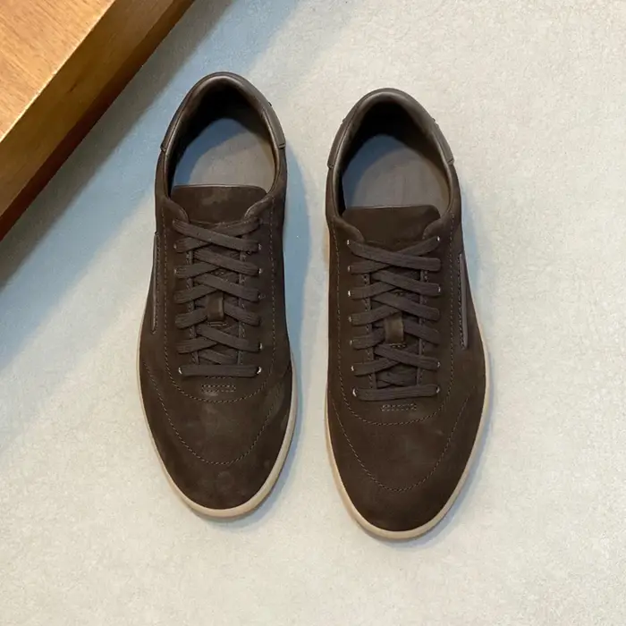 Nouvelles Chaussures Décontractées en Daim pour Hommes 2026 – Baskets Confortables à Semelle Plate pour le Quotidien
