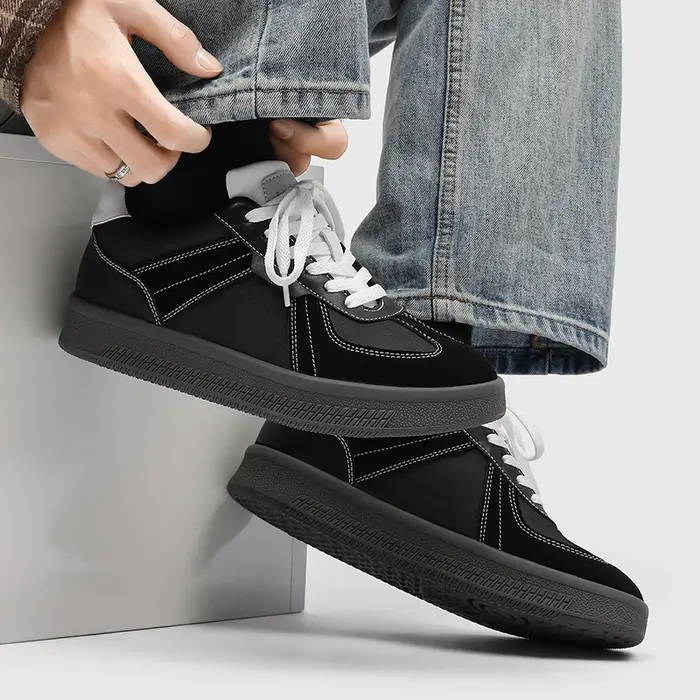 Nouvelles baskets de sport vintage noires à blocs de couleur pour hommes
