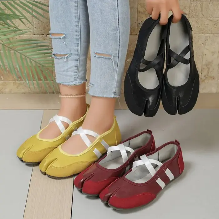 Chaussures plates à brides croisées pour femme, style décontracté et tendance, type Mary Jane, à enfiler, à bout fendu, type ballerines, Nouveauté Été 2026, Élégantes