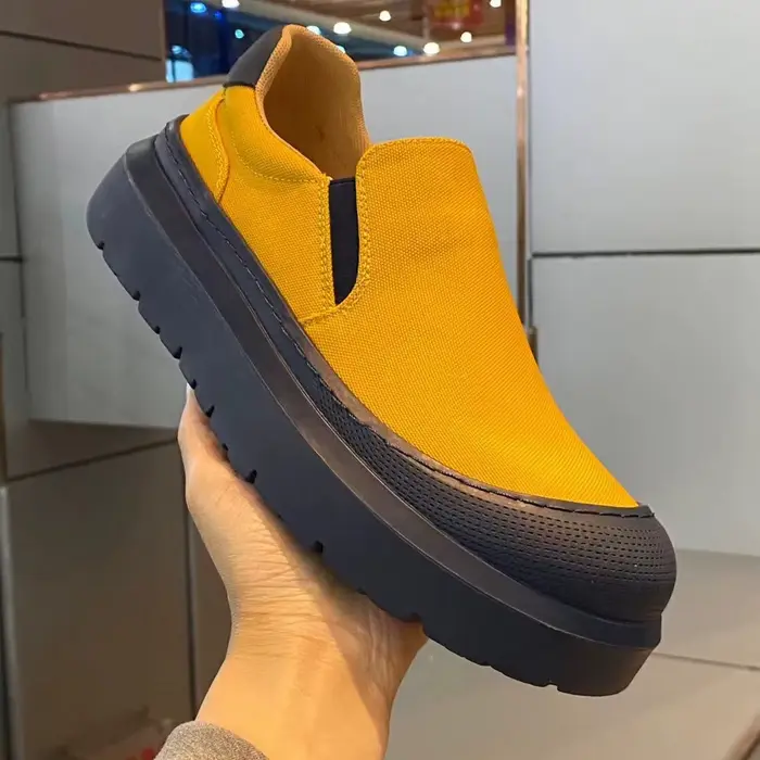 Chaussures décontractées pour hommes à la mode 2025 Nouveau style