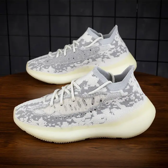 Chaussures pour hommes et femmes, style couple, chaussures Yeezy, chaussures de sport outdoor 380
